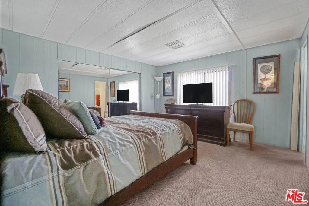 11426 Sierra Highway, Santa Clarita, California 91390 home-pic-23