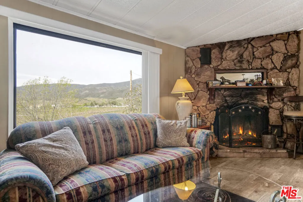 11426 Sierra Highway, Santa Clarita, California 91390 home-pic-20