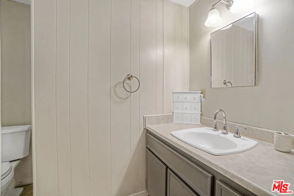 11426 Sierra Highway, Santa Clarita, California 91390 home-pic-25