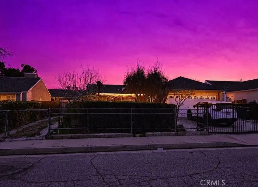 45826 Desert Springs, Lancaster, California 93534 home-pic-1