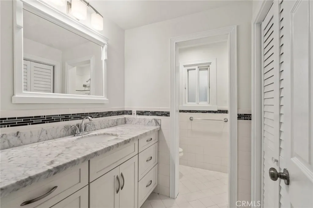 770 W Imperial, El Segundo, California 90245 home-pic-19