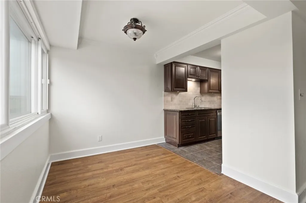 770 W Imperial, El Segundo, California 90245 home-pic-8