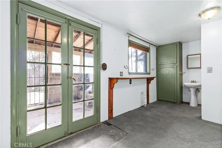 Lower level office and bathroom