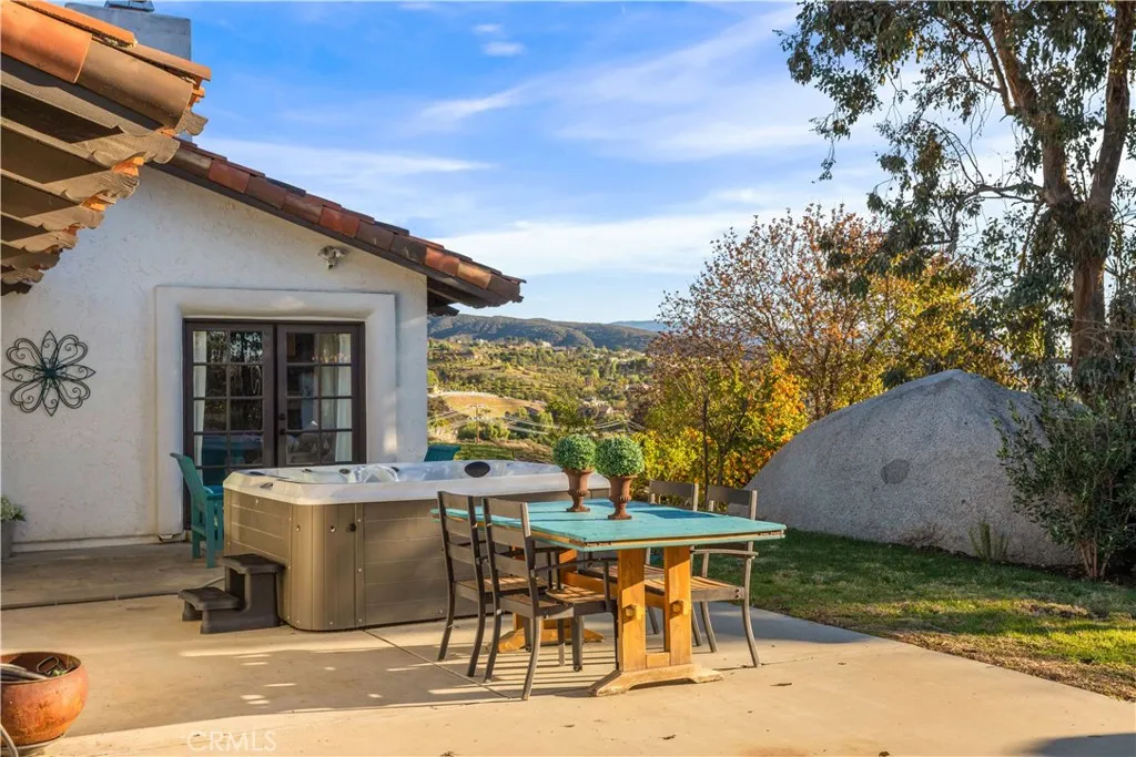 38250 Pratt Road, Temecula, California 92592 home-pic-6