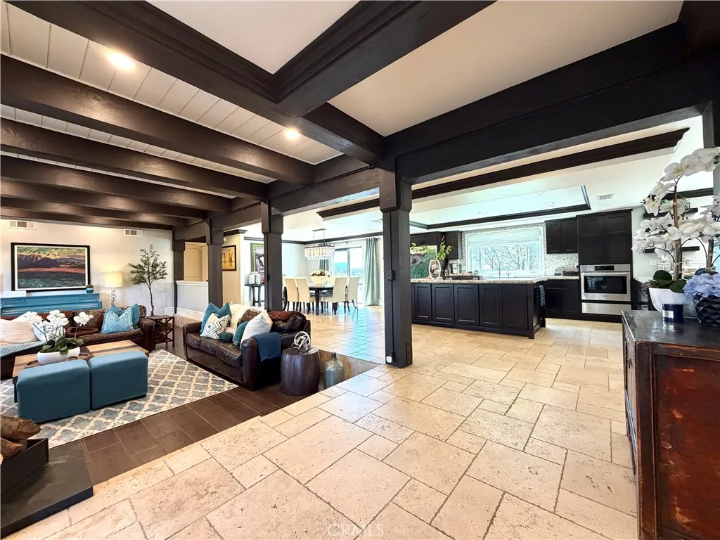 38250 Pratt Road, Temecula, California 92592 home-pic-10