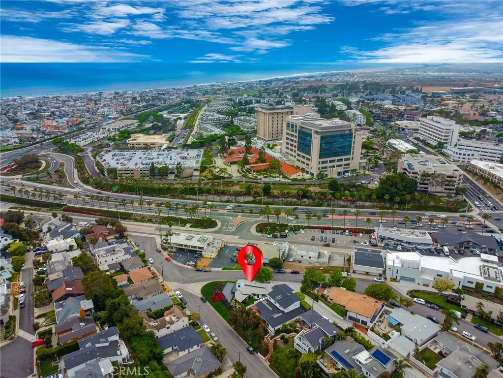 300 Holmwood Drive, Newport Beach, California 92663 home-pic-26