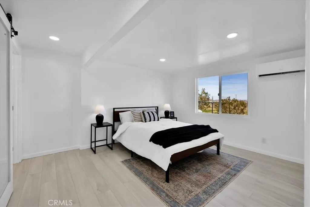 475 Fair Acres Lane, Landers, California 92285 home-pic-21