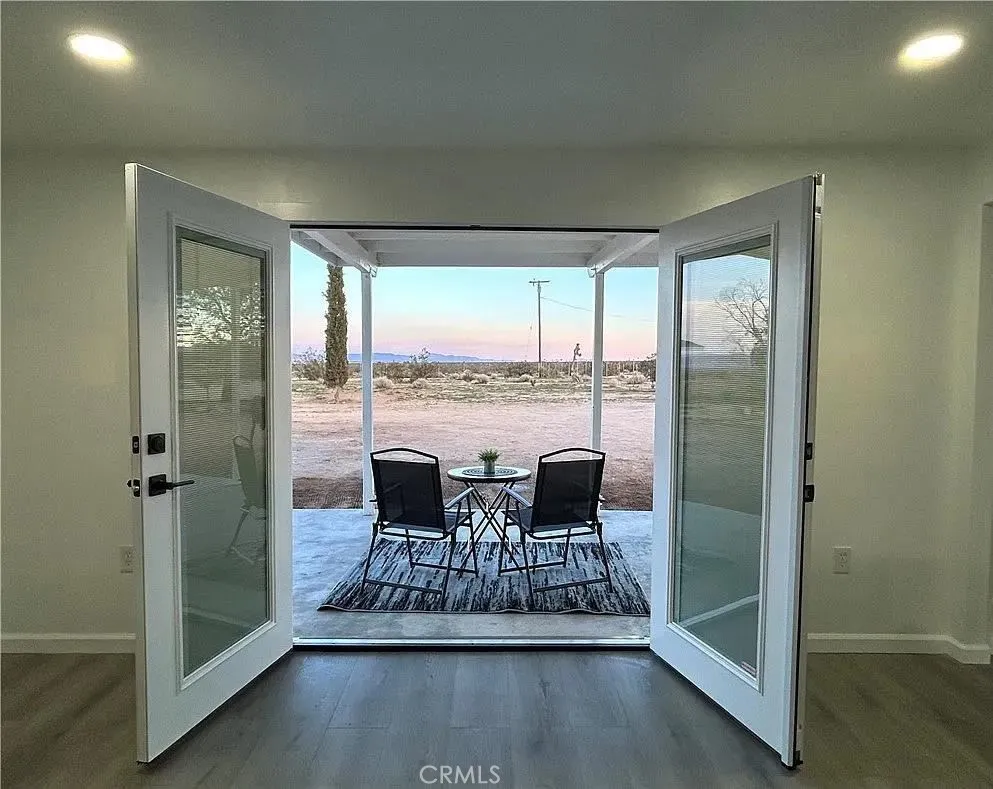 475 Fair Acres Lane, Landers, California 92285 home-pic-23