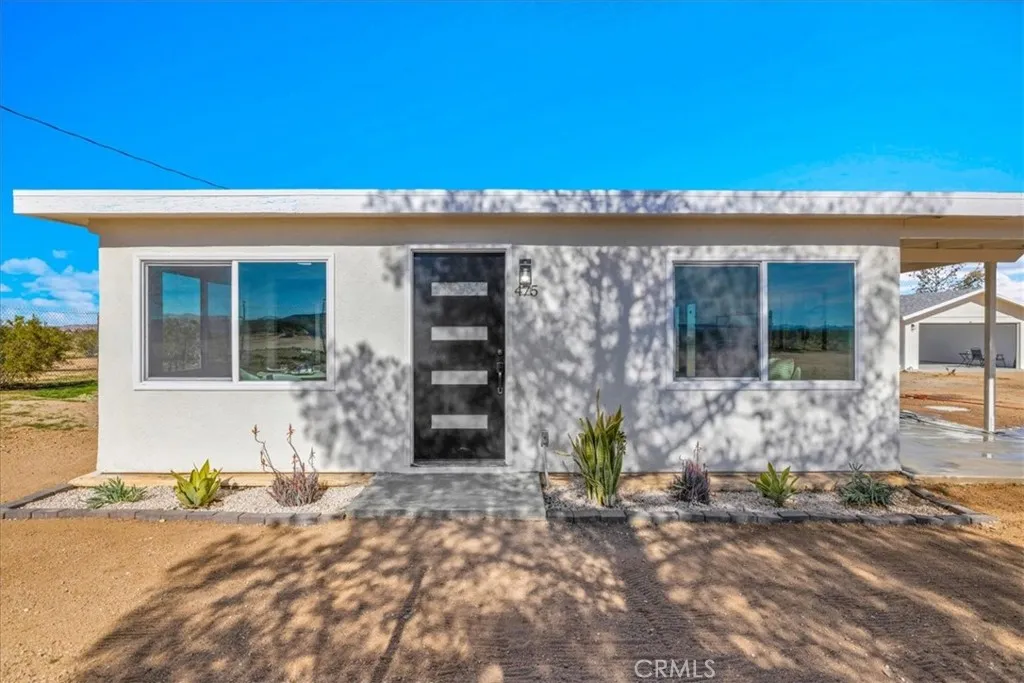 475 Fair Acres Lane, Landers, California 92285 home-pic-3