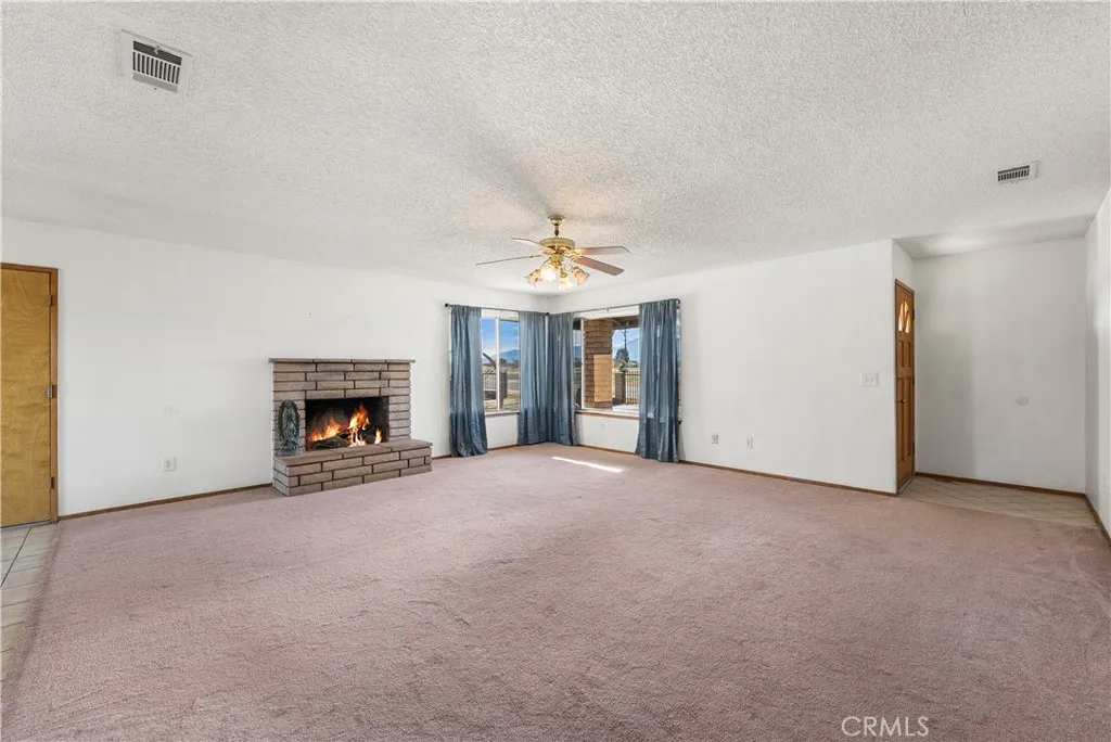 10837 E Avenue R10, Littlerock, California 93543 home-pic-6