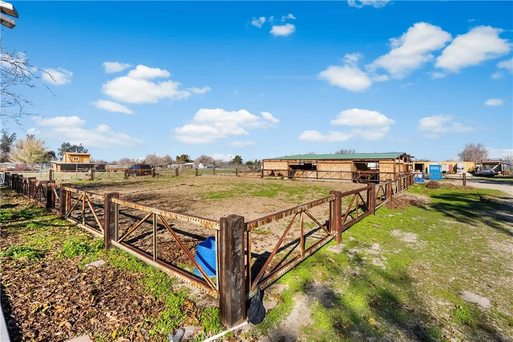10837 E Avenue R10, Littlerock, California 93543 home-pic-37