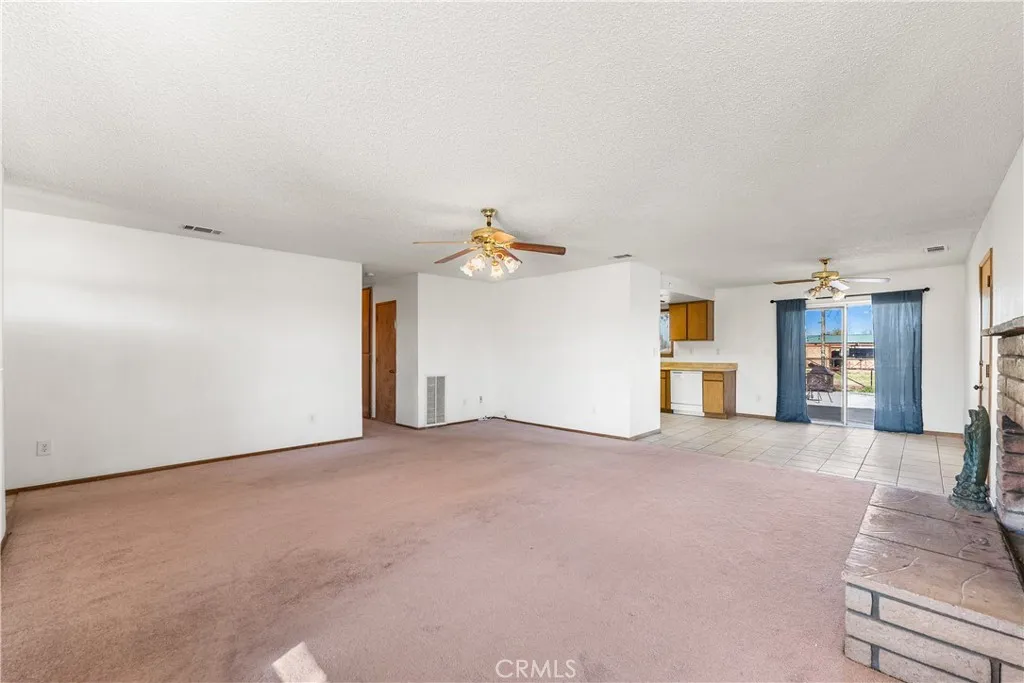 10837 E Avenue R10, Littlerock, California 93543 home-pic-9