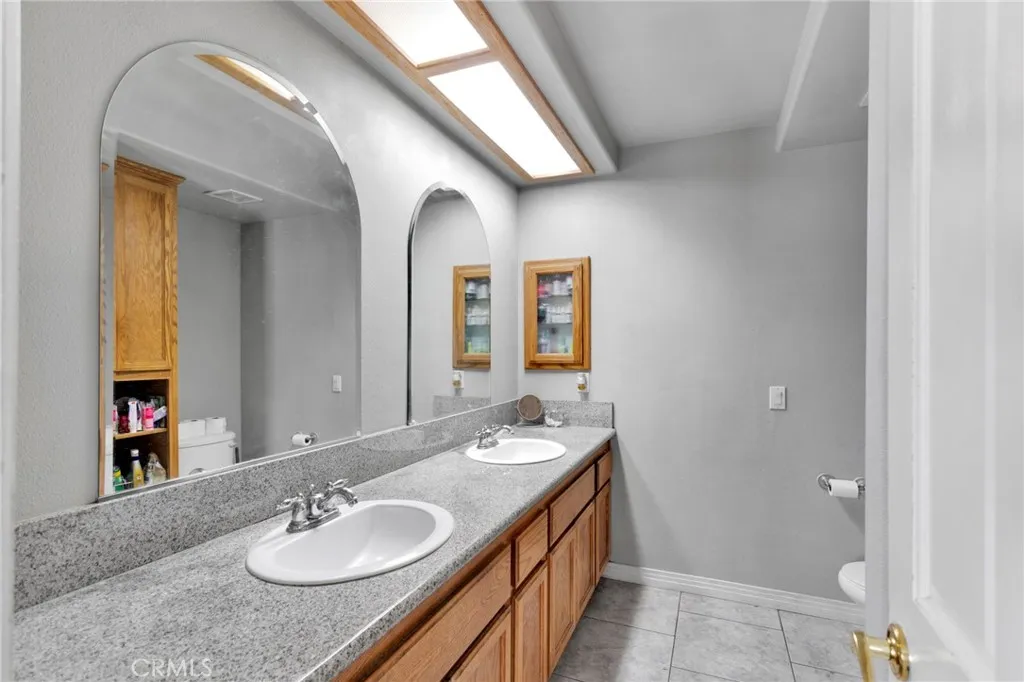 16271 Nisqualli Road, Victorville, California 92395 home-pic-22