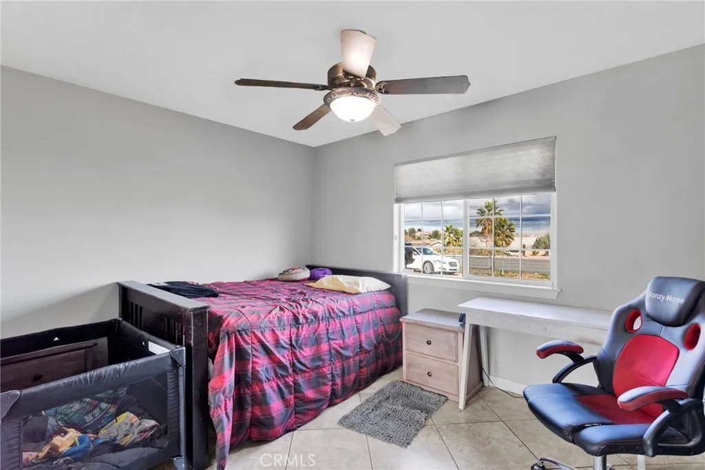 16271 Nisqualli Road, Victorville, California 92395 home-pic-24