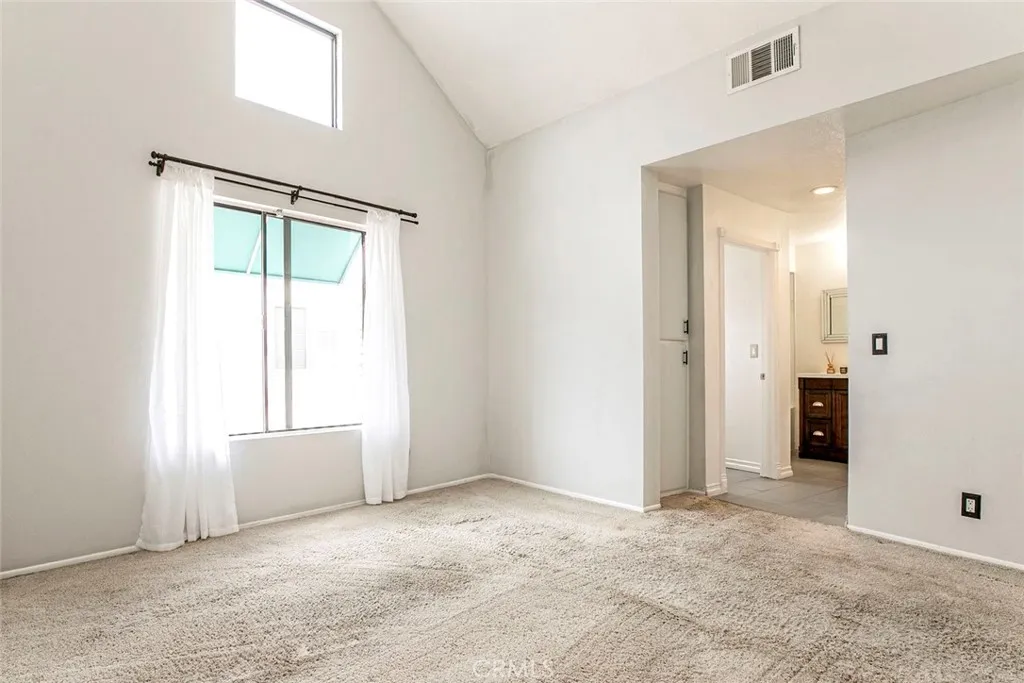1340 Glenwood Road 4, Glendale, California 91201 home-pic-43