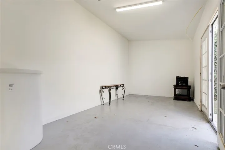 6648 Gaviota Avenue, Lake Balboa, California 91406