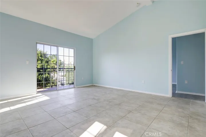 6648 Gaviota Avenue, Lake Balboa, California 91406