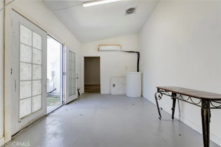 6648 Gaviota Avenue, Lake Balboa, California 91406