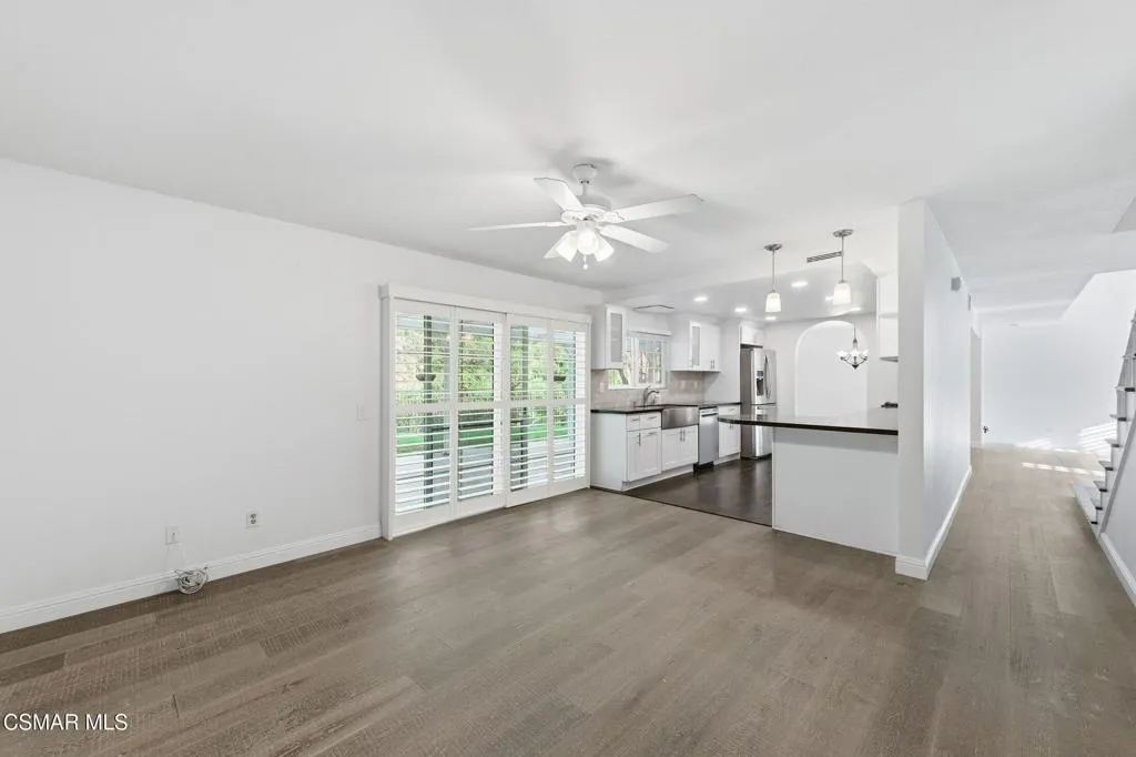 6058 Hedgewall Drive, Westlake Village, California 91362 home-pic-15