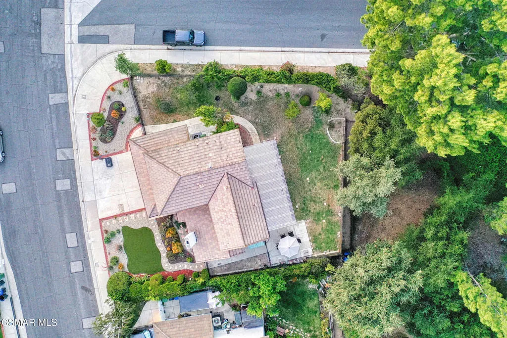 6058 Hedgewall Drive, Westlake Village, California 91362 home-pic-34