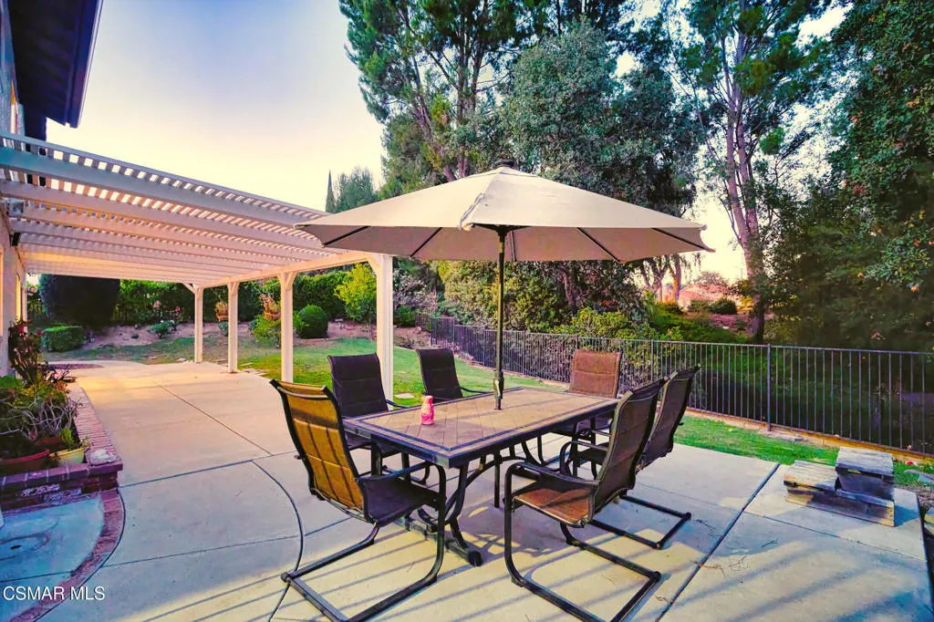 6058 Hedgewall Drive, Westlake Village, California 91362 home-pic-28