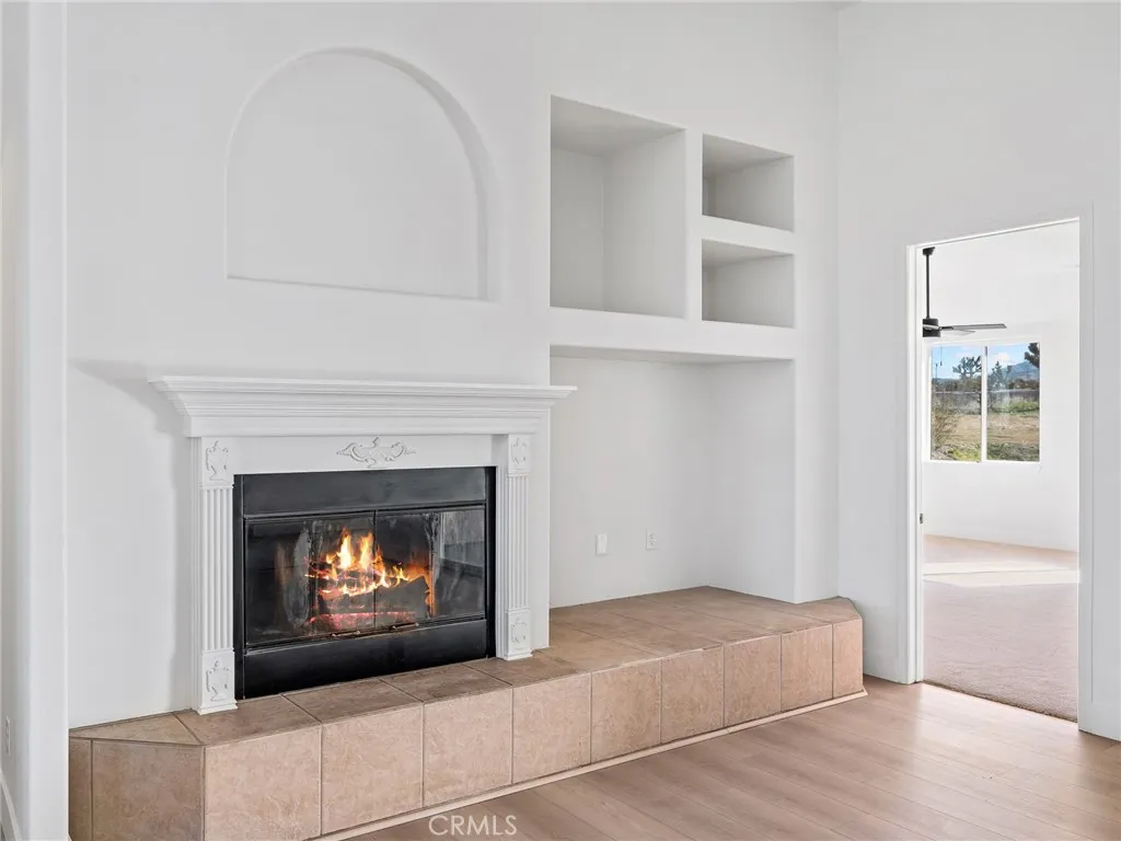 2425 Tokay, Phelan, California 92371 home-pic-3