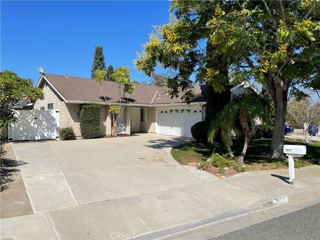 1577 Glenbrock, Thousand Oaks, California 91320 home-pic-1