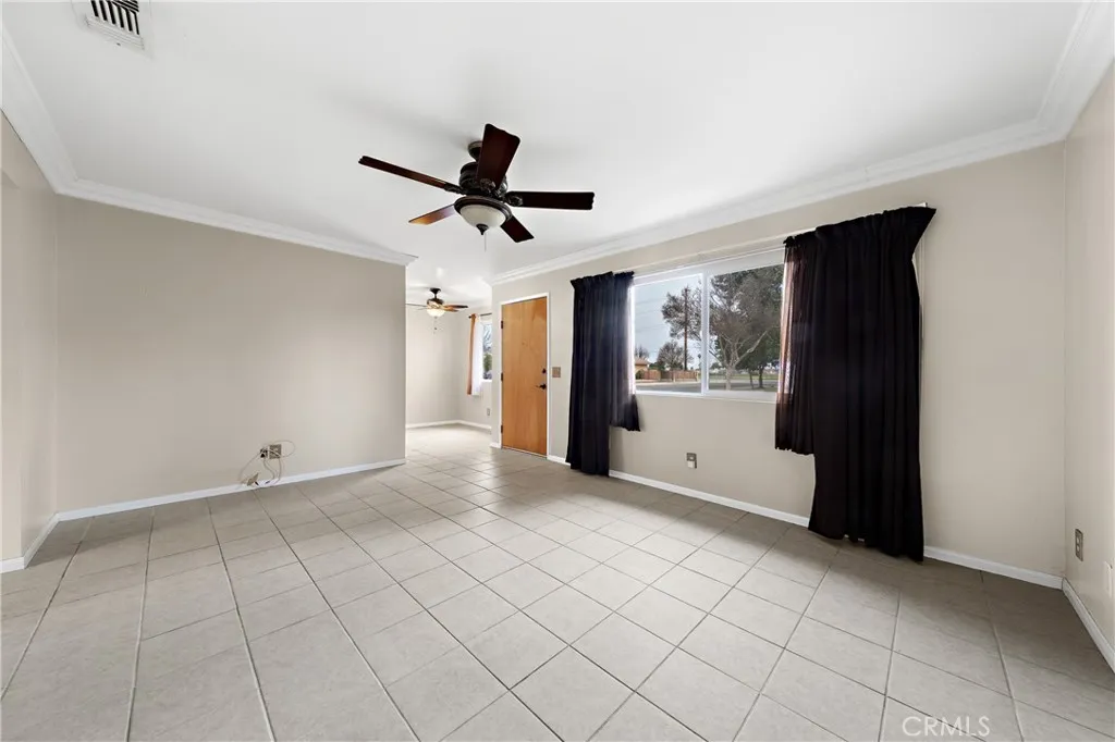 1991 Nuevo Street, Hemet, California 92545 home-pic-4