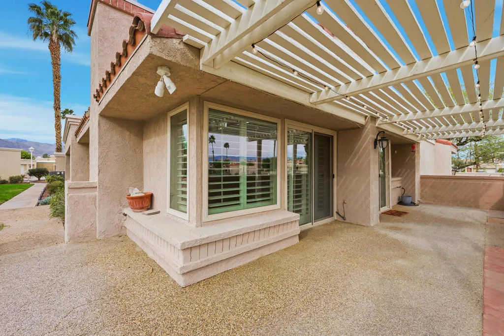 41774 Navarre Court, Palm Desert, California 92260 home-pic-7