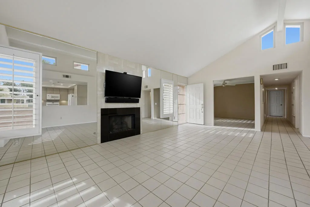 41774 Navarre Court, Palm Desert, California 92260 home-pic-12