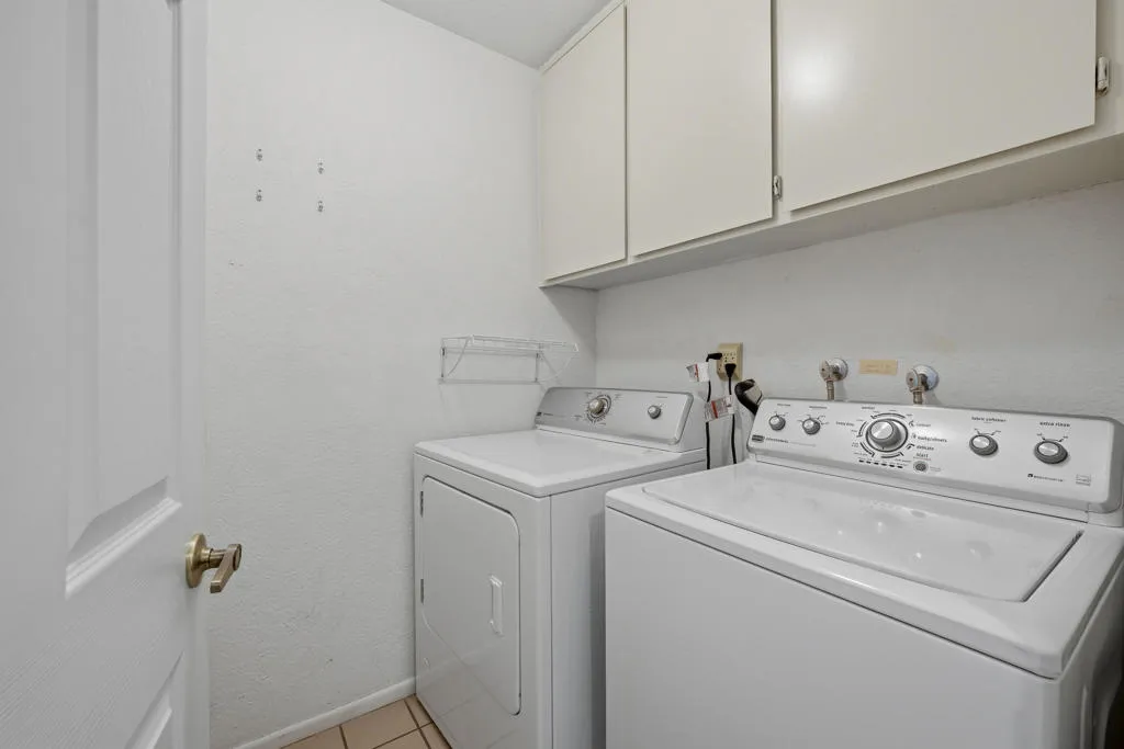 41774 Navarre Court, Palm Desert, California 92260 home-pic-38