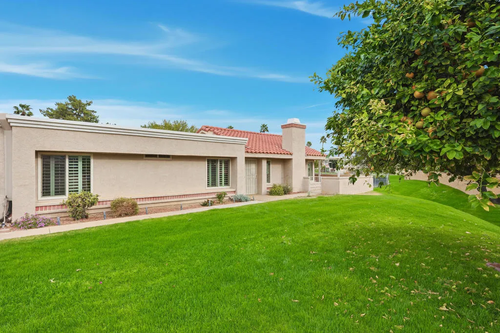 41774 Navarre Court, Palm Desert, California 92260 home-pic-43