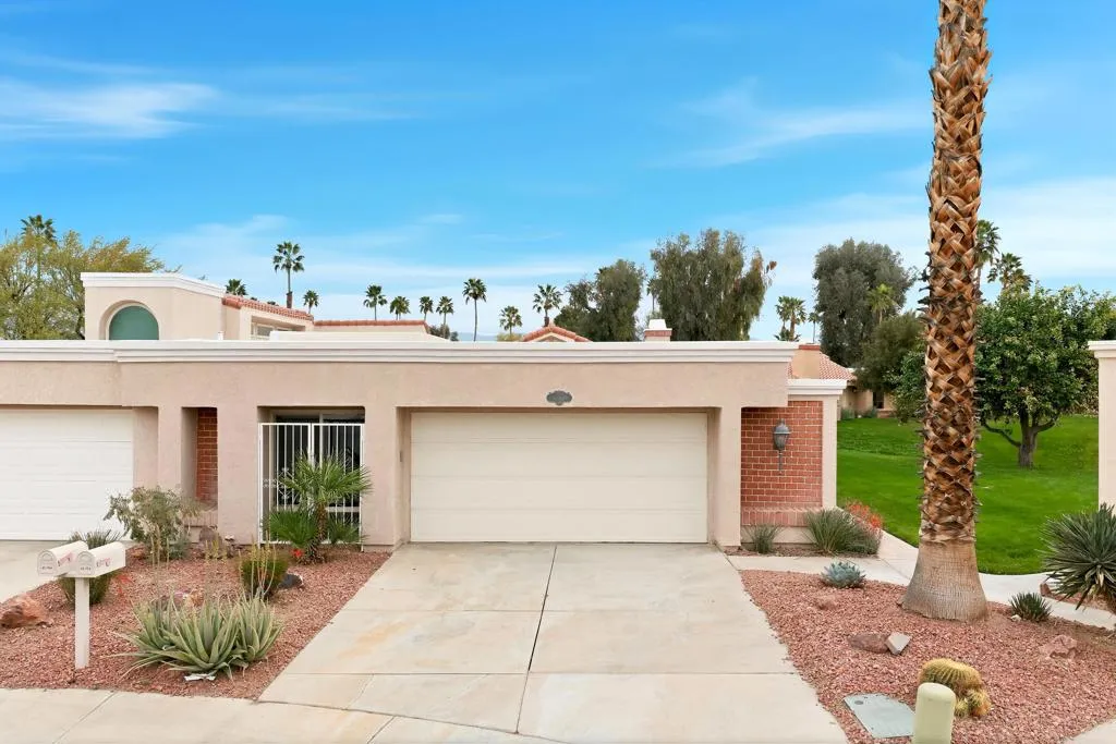 41774 Navarre Court, Palm Desert, California 92260 home-pic-3
