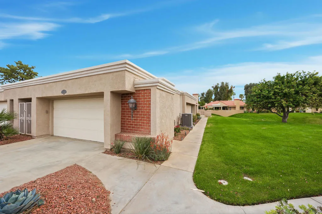 41774 Navarre Court, Palm Desert, California 92260 home-pic-1