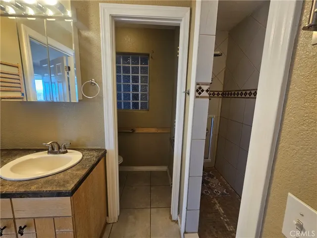 Casita bathroom