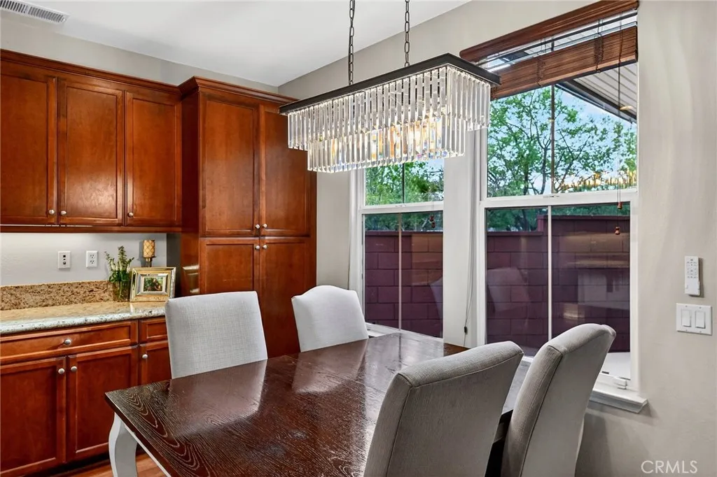 40265 Danbury Court, Temecula, California 92591 home-pic-11
