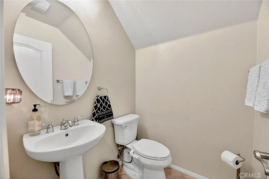 40265 Danbury Court, Temecula, California 92591 home-pic-8