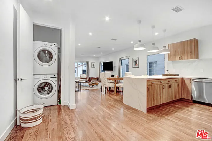434 N Ogden Drive 436 1/2, Los Angeles, California 90036
