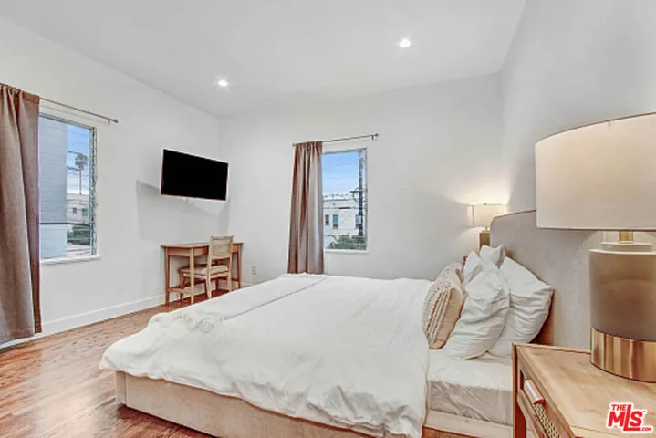 434 N Ogden Drive 436 1/2, Los Angeles, California 90036