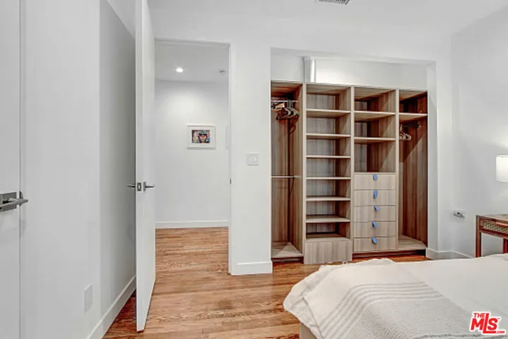 434 N Ogden Drive 436 1/2, Los Angeles, California 90036