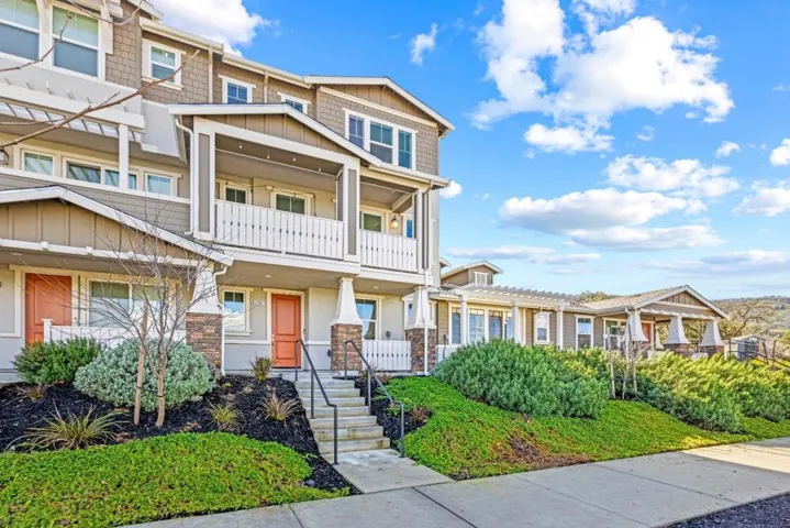 Private balcony extending the main living space, complete w views of the surrounding hills & trails