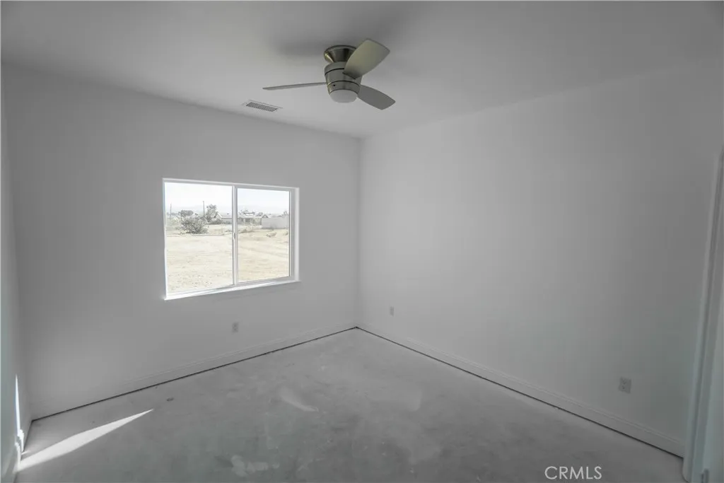 17850 Bangor Avenue, Hesperia, California 92345 home-pic-20