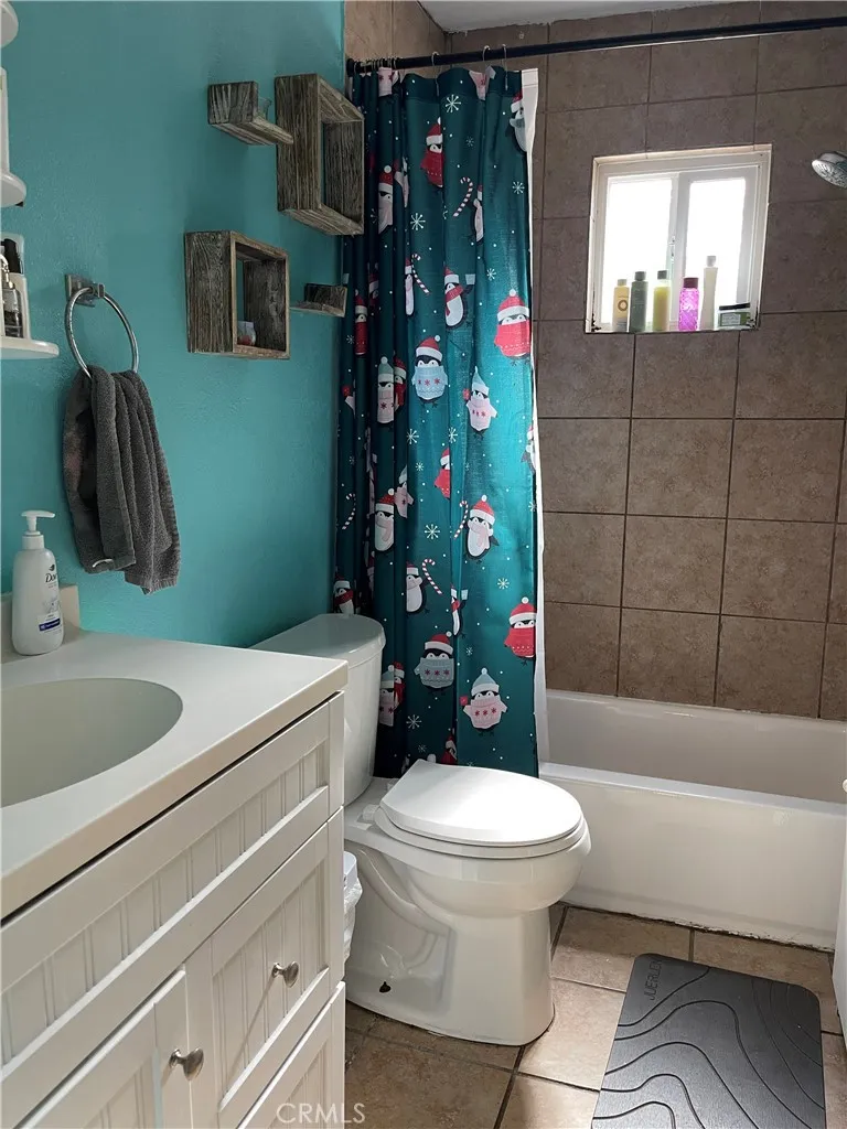 1648 E 110th, Los Angeles, California 90059 home-pic-7