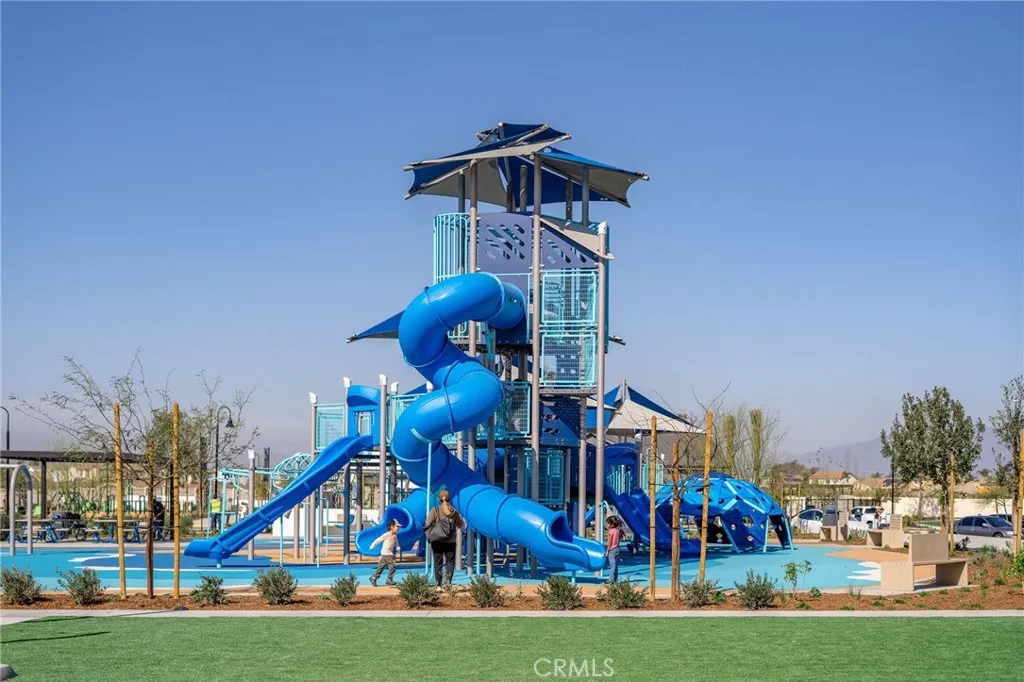 5921 Gramercy Way, Eastvale, California 92880 home-pic-17