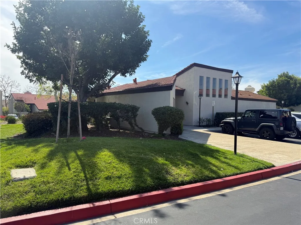 1496 Corte Hacienda, Upland, California 91786 home-pic-6