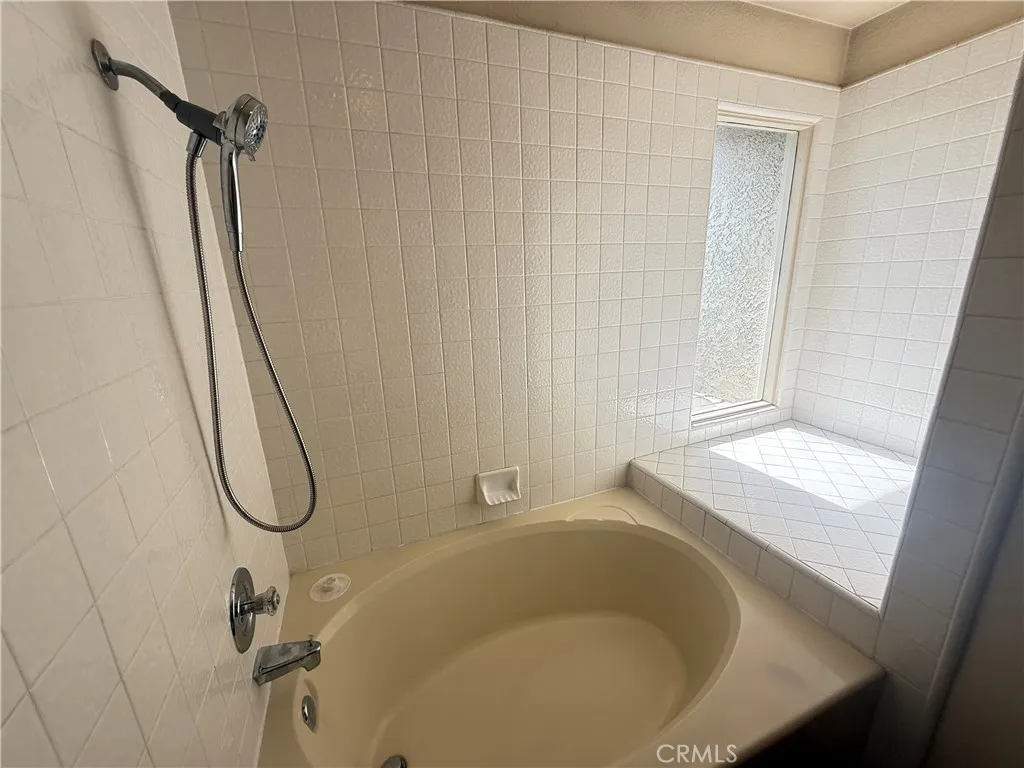 1496 Corte Hacienda, Upland, California 91786 home-pic-23