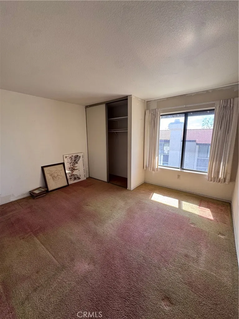 1496 Corte Hacienda, Upland, California 91786 home-pic-12