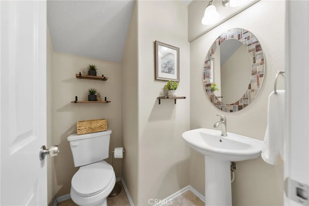 31989 Corte Cardoza, Temecula, California 92592 home-pic-19