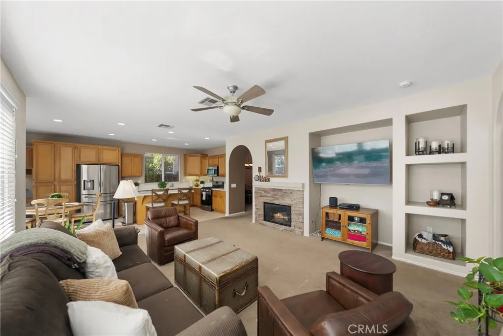31989 Corte Cardoza, Temecula, California 92592 home-pic-10