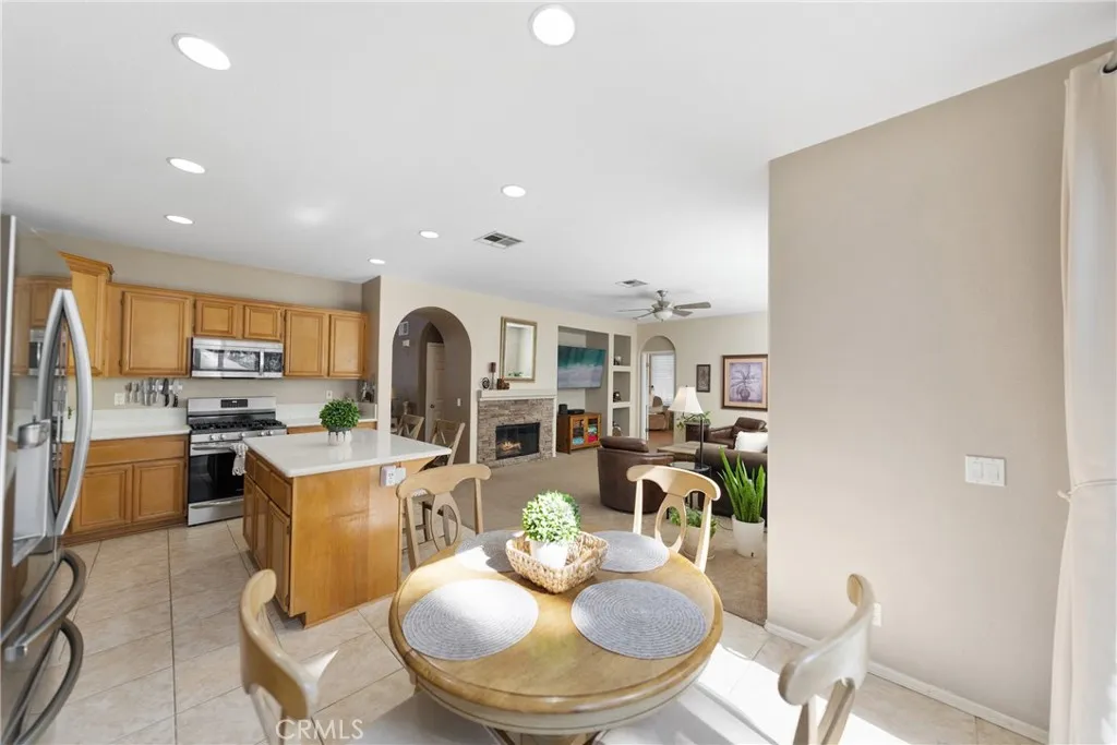 31989 Corte Cardoza, Temecula, California 92592 home-pic-15